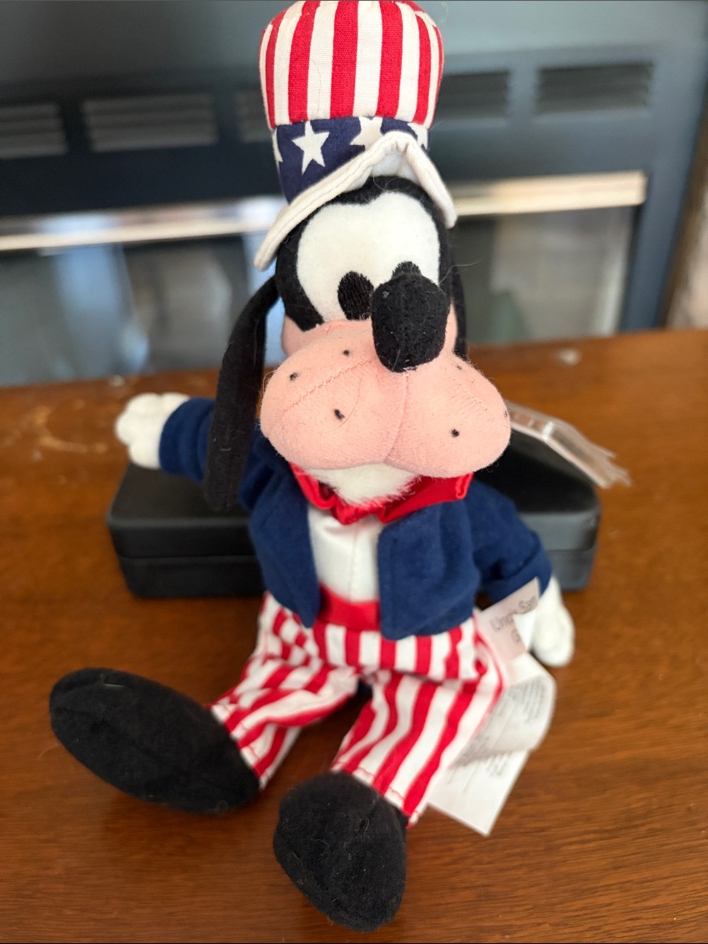 NWT 1990's Disney's Goofy Dressed as Uncle Sam beanie